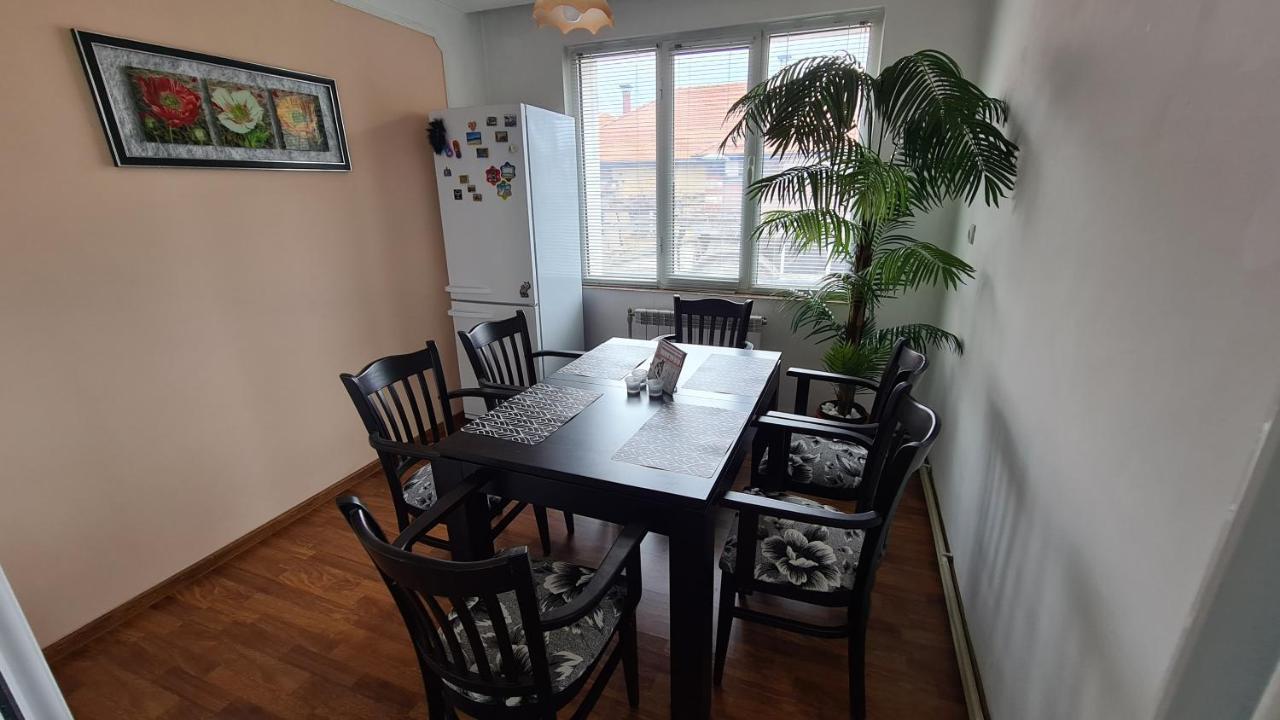 Guest House Anna 蒙塔纳 外观 照片